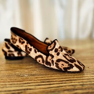 Cheetah patterned leather animal print leather flats 6.5 Sam Edelman